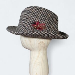 Vintage Dobbs Fifth Avenue Houndstooth Tweed Fedora Hat  Wool Feather Size 7 3/8